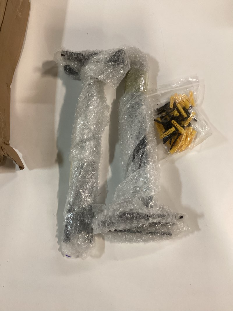 https://lotting-media.assets.bidfta.com/lotting_344d0668-0f0f-4ad7-bf12-11f9cdcae371