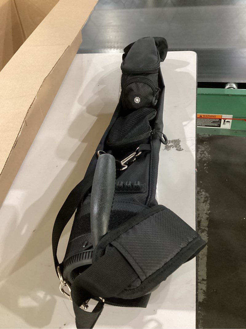Condition photo showing Good Condition for Golf Stand Bag, Lightweight Par 3 Golf Bag Holds Up to 7 Clubs with Two Way Dividers Cooler Pocket Shoulder Strap and Multiple Storage Pockets for Men and Women Black