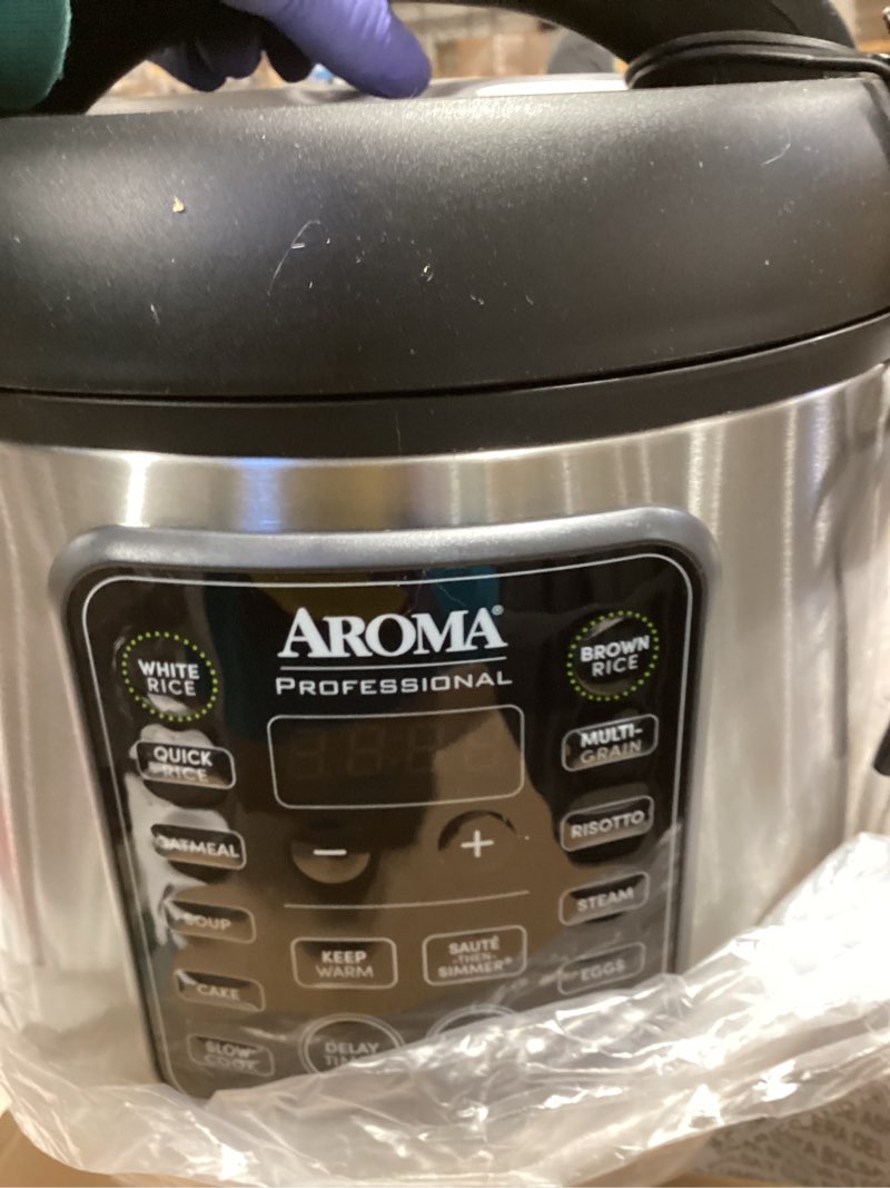 Condition photo showing New/Like New for AROMA Digital Rice Cooker, 4-Cup (Uncooked) / 8-Cup (Cooked), Steamer, Grain Cooker, Multicooker, 2 Qt, Stainless Steel Exterior, ARC-914SBD 4 Cup Uncooked / 8 Cup Cooked