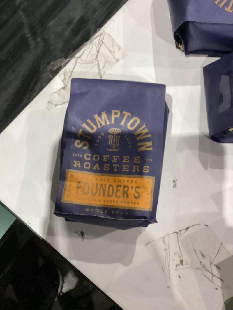 Condition photo showing Good Condition for Stumptown Coffee Roasters, Founder's Blend - Organic Whole Bean Coffee - 12 Ounce Bag, Flavor Notes of Vanilla and Cocoa Powder Founder's Blend 12 Ounce (Pack of 1)