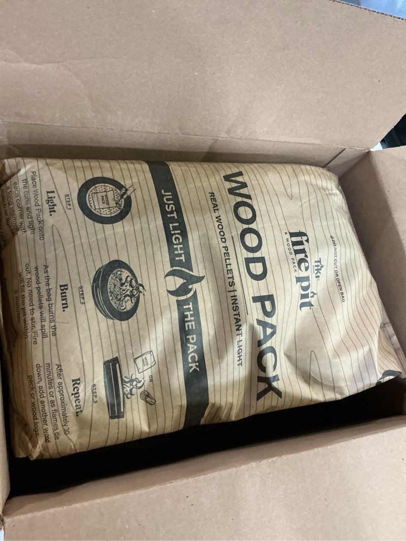 Condition photo showing New/Like New for tiki 3pk wood