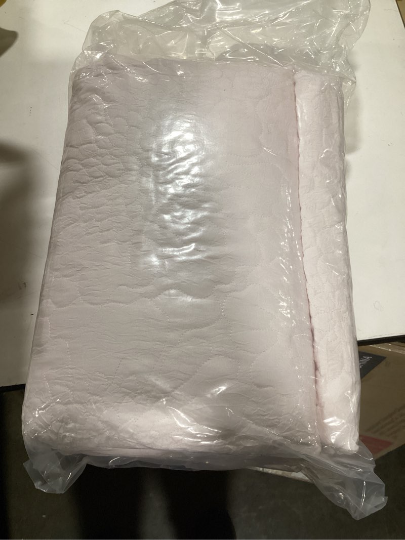 Condition photo showing Good Condition for (Similar to photo)HORIMOTE HOME Pink Ruffled Quilt Queen Size, Stone-Washed Microfiber Lightweight Crinkled Farmhouse Rustic Shabby Chic Bedding Set, 3 Pieces Reversible Bedspread with Pillow Shams for All Season