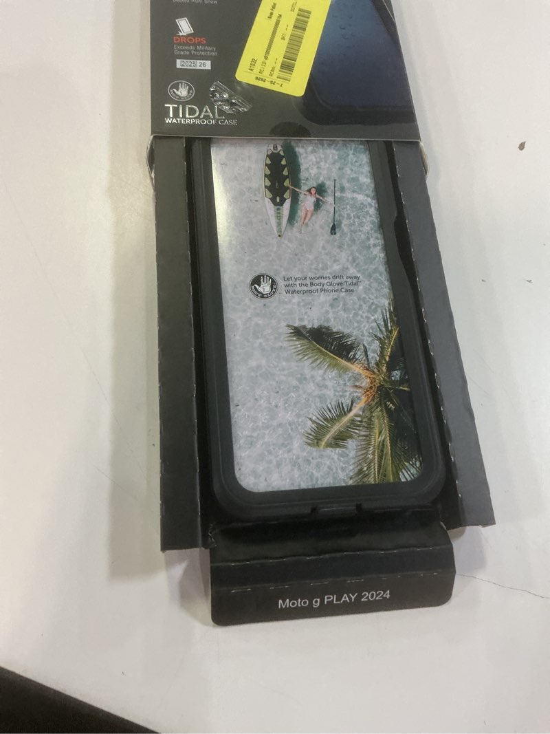 Condition photo showing New/Like New for body glove tidal waterproof phone case for motorola moto g play (2024) - black/clear