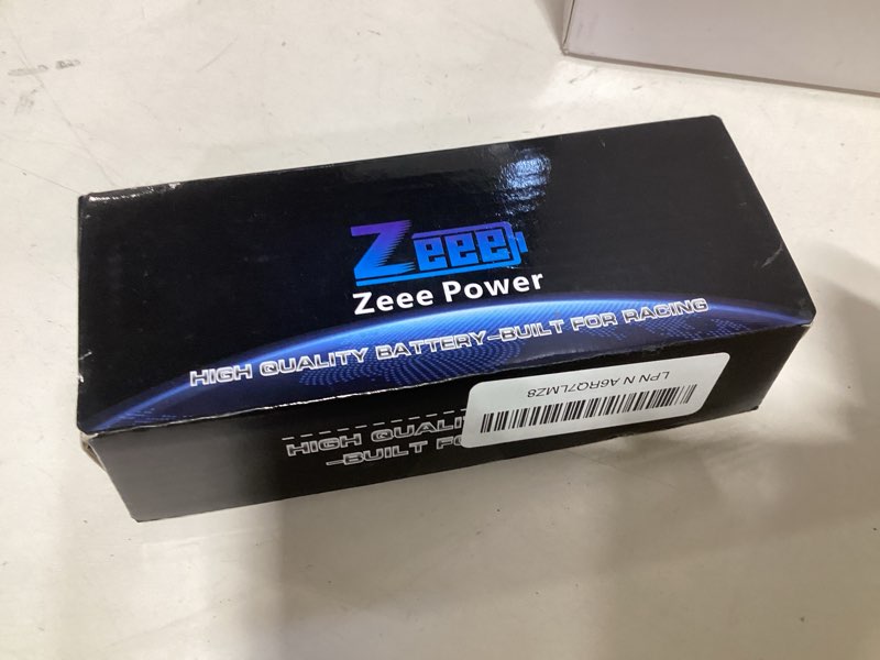 Condition photo showing New/Like New for zeee 2s 5200mah lipo battery 7.4v 50c hard case with t connector for rc truck rc truggy rc heli airplane drone fpv racing (1 pack)