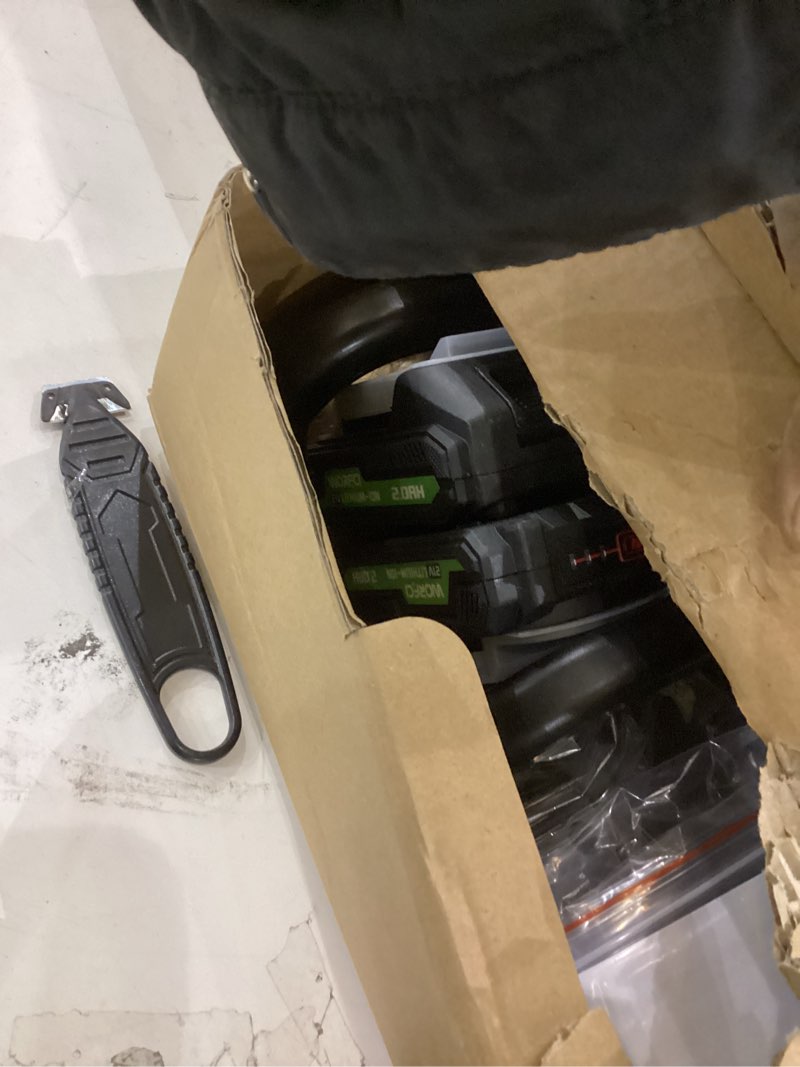 20” cordless hedge trimer