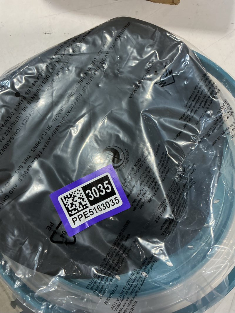 Condition photo showing Good Condition for large microwave splatter cover & silicone mat,12 inchs vented collapsible guard dish plate lid & round kitchen mat for food 12" blue cover & 12" black mat