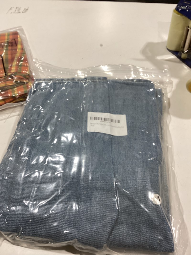 Condition photo showing New/Like New for EMMIOL Mens Baggy Jean Shorts Loose Fit Denim Shorts Men Summer Casual Jorts Y2k Hip Hop Short Jeans Streetwear Clothes Blue Medium