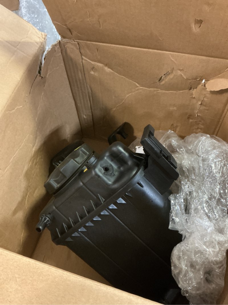 Condition photo showing Good Condition for partsflow engine coolant reservoir tank with cap compatible with 2017-2021 bmw 230i m240i/ 2017-2020 430i 440i / 2016-2019 340i/ 2017-2019 330i 17138677649 17138617044