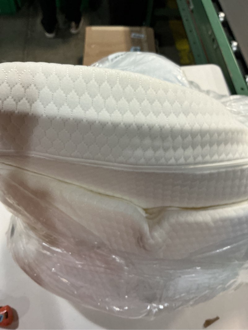 Condition photo showing As Is for Bedluxe Wedge Pillow Headboard, 3PCS Orthopedic Bed Wedge Pillows Set for After Surgery, Adjustable Pillow Wedge for Acid Reflux&Back Pain Relief, Sleeping, Back Pillow for Bed Sitting Up, White/Grey White/Grey Adjustable 9&12 Inch + 1 Head Pillow