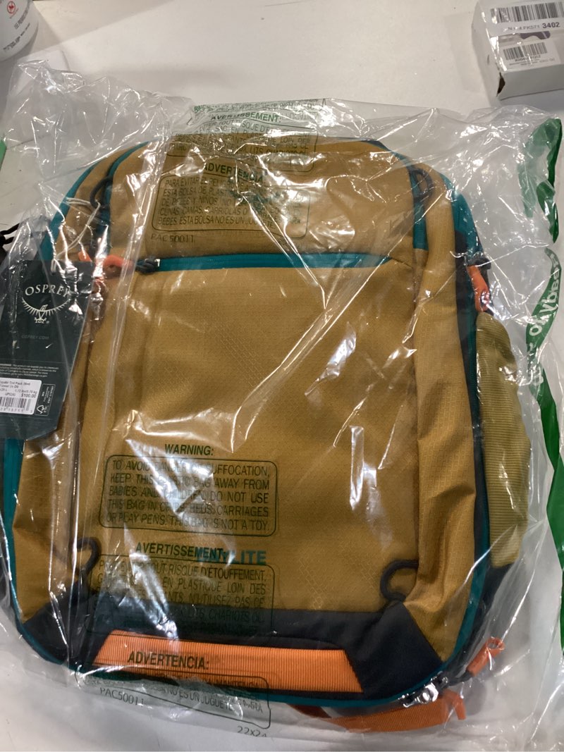 Condition photo showing Good Condition for Osprey Daylite Expandable 26+6 Travel Pack, Tumbleweed Yellow/Tunnel Vision