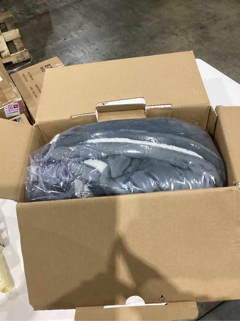 Condition photo showing Good Condition for SEALY Electric Blanket Queen Size, Flannel & Sherpa Heated Blanket with 10 Heating Levels & 1-12 Hours Auto Shut Off, Machine Washable, Grey, 84 x 90 Inch Dark Grey Queen Size 84" x 90"
