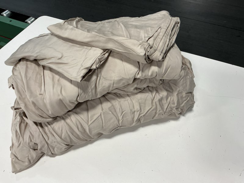 Condition photo showing Good Condition for bamboo sheet set, king, sand