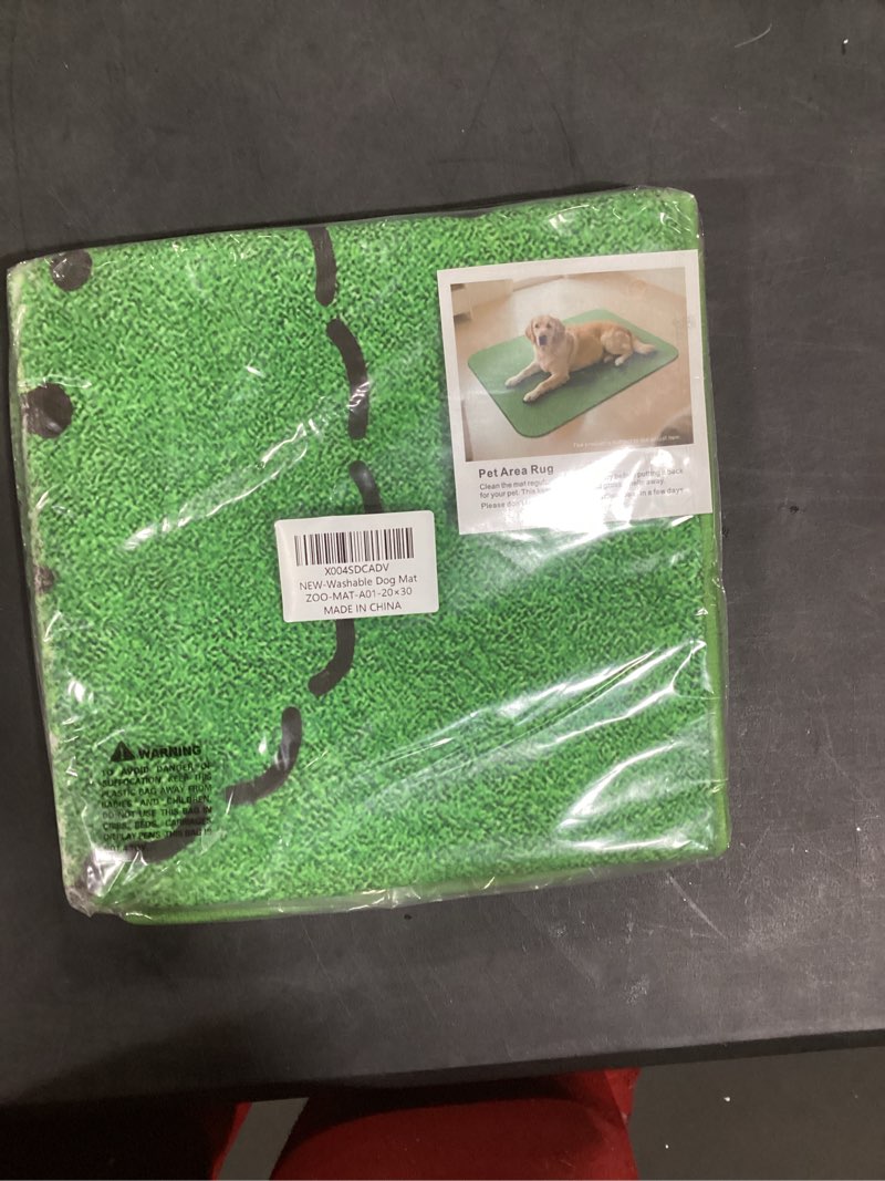 Condition photo showing New/Like New for Dog Door Mat for Muddy Paws, 20x30 Absorbent Low Pile Mud Rug, Non-Slip Washable Indoor Doormat for Dogs, Quick Dry Dirt Trapping Entryway Floor Mat for Inside, Doorway, Hallway, Pet Bed, Green 30"L x 20"W Green A02