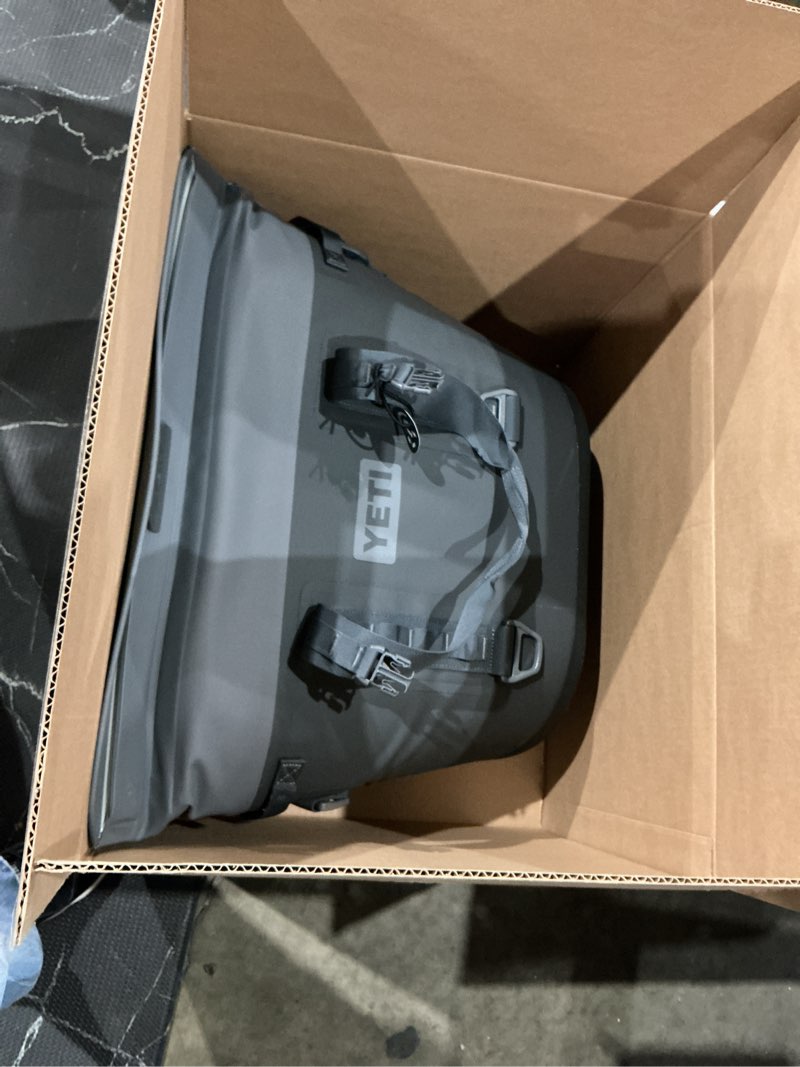Condition photo showing Good Condition for yeti hopper m series portable soft coolers with magshield access