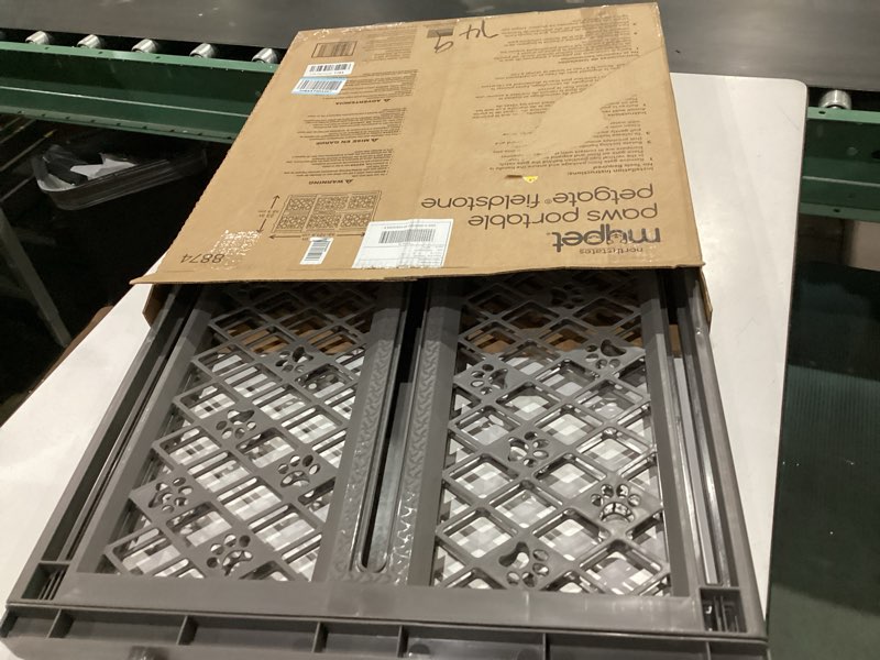 Condition photo showing Good Condition for mypet north states paws portable pet gate: 26-40" wide. pressure mount. no tools needed. made in usa, 23" tall, expandable, durable dog gates for doorways, fieldstone gray