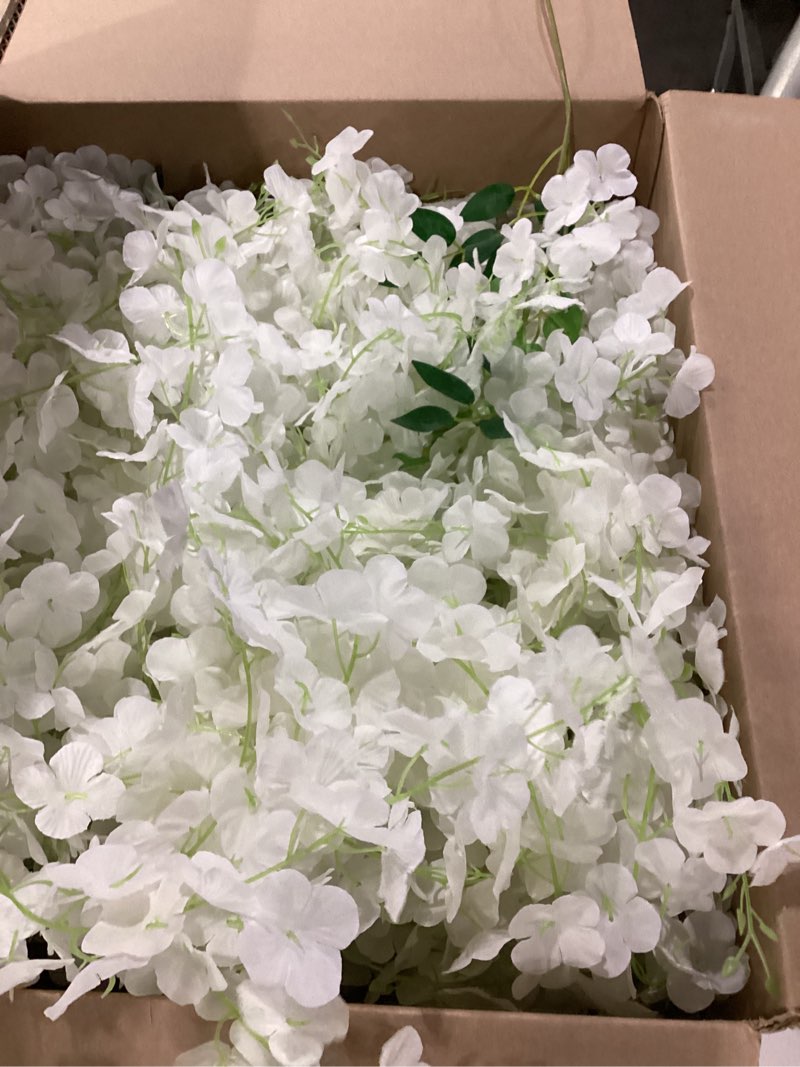 Condition photo showing As Is for artifical flowers