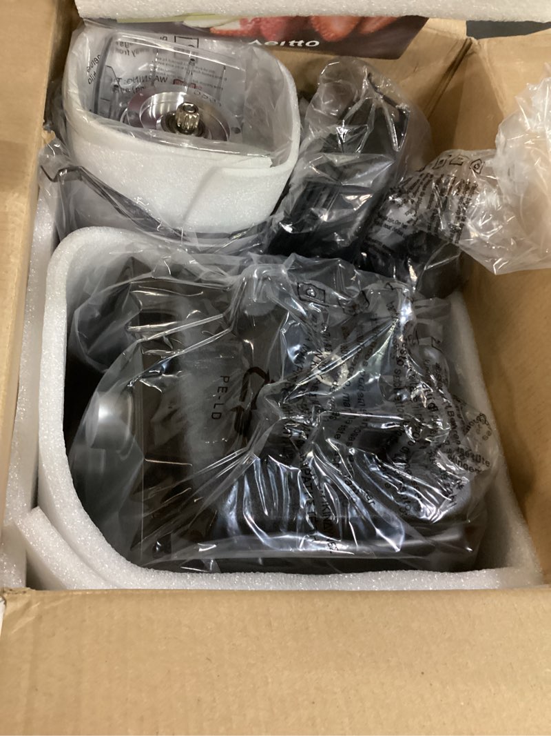 Condition photo showing Good Condition for aeitto blenders for kitchen with 1800w motor, 68oz. large capacity, 2-in-1 blender & grinder combo, bpa-free countertop professional blender for smoothies, ice crush, frozen drinks, black black 68oz