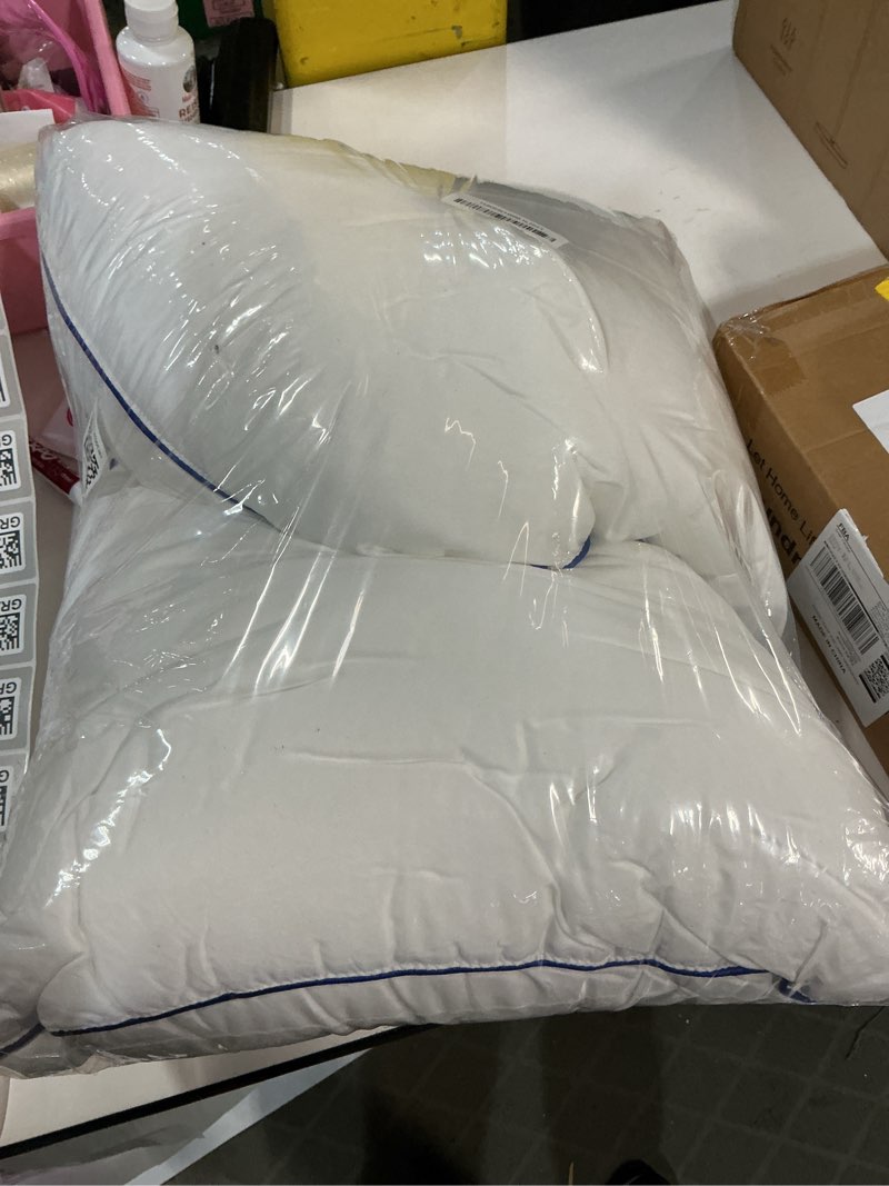 Condition photo showing Good Condition for 18x18 Pillow Inserts Set of 2 – Firm Hypoallergenic Square Pillow Inserts, Oeko-TEX Certified Virgin Fiber Filling, Machine Washable 18x18 Inch (Set of 2)
