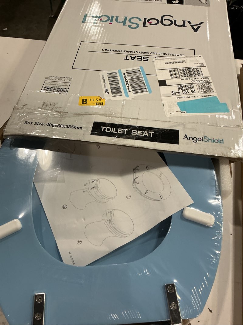 Condition photo showing New/Like New for Blue Elongated Toilet Seat Natural Wood Toilet Seat with Zinc Alloy Hinges, Easy to Install also Easy to Clean, Scratch Resistant Toilet Seat by Angol Shiold (Elongated, Blue) Elongated Blue