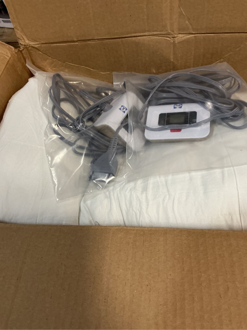 Condition photo showing Good Condition for Sesly Electric Mattress Pad King Size, 10 Heating settings Heated Mattress Pad, Bed Warmer with Dual,Comtroller & Auto Off 1-12 Hours, Fit Up To 17”