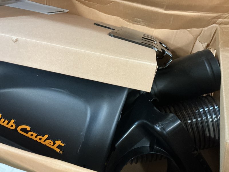 Condition photo showing Good Condition for cub cadet twin bin bagger 50 and 54 in.