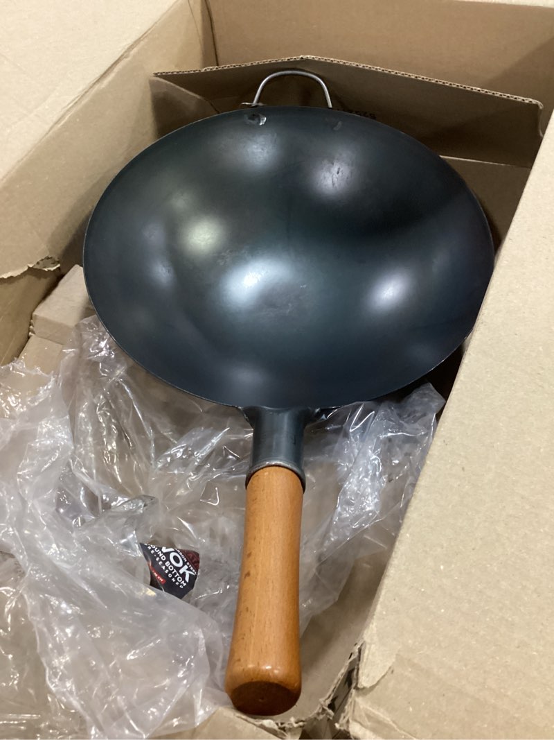 Condition photo showing Good Condition for 14-inch Pre-Seasoned Black Carbon Steel Wok Round Bottomed