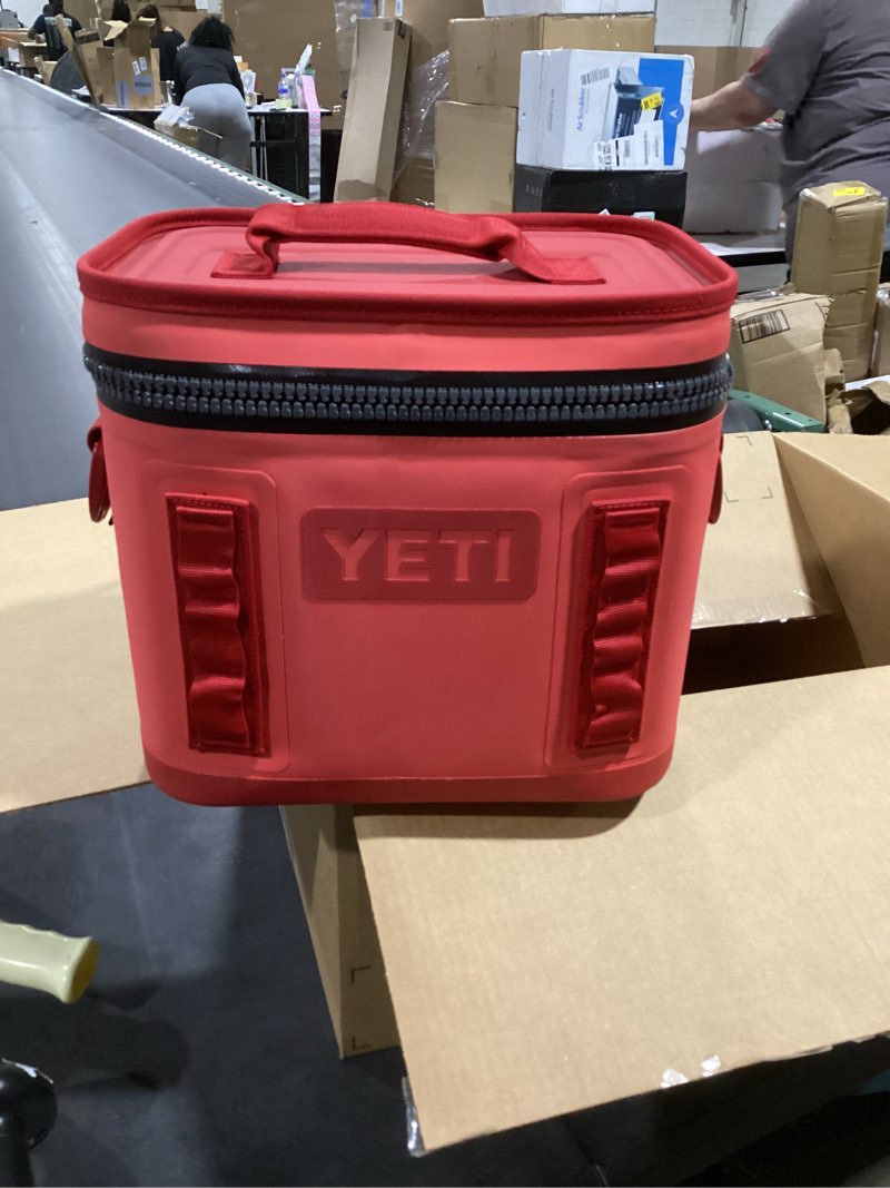 Condition photo showing Good Condition for yeti hopper flip 8 portable soft cooler rescue red