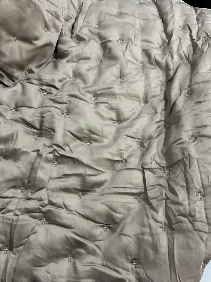 Condition photo showing Good Condition for quilted euro sham brown 26”x26”