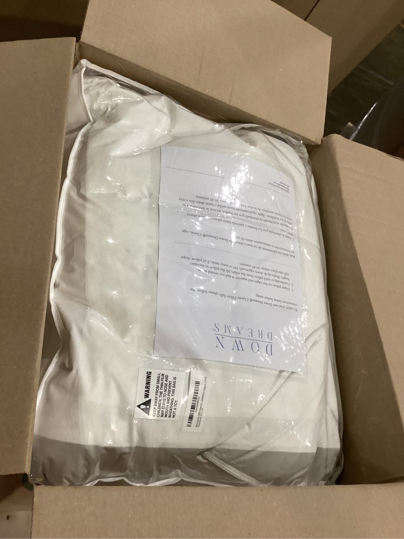 Condition photo showing Good Condition for down dreams manchester mills classic pillows - standard/medium support, 2-pack