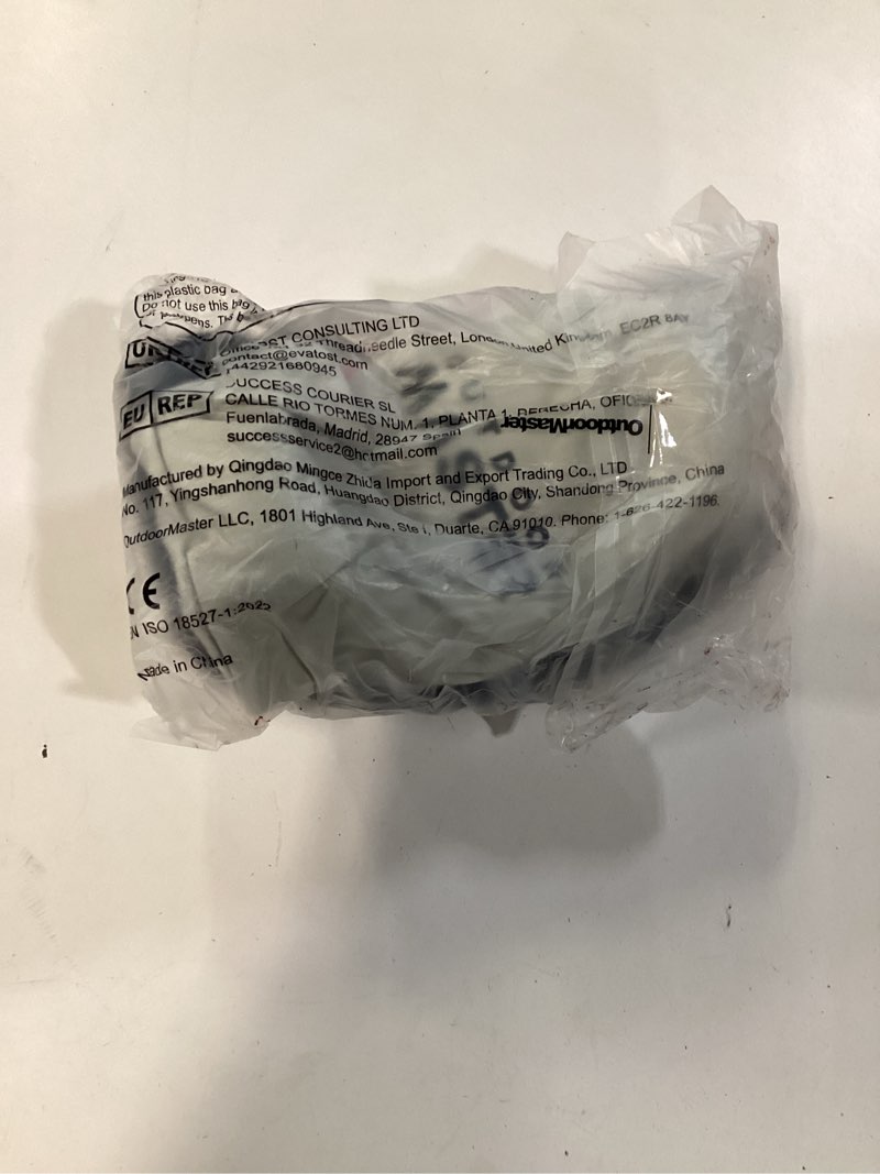 Condition photo showing New/Like New for OutdoorMaster Ski Goggles PRO - Frameless, Interchangeable Lens 100% UV400 Protection Snow Goggles for Men & Women Blackframe Revogreenlens Vlt18%