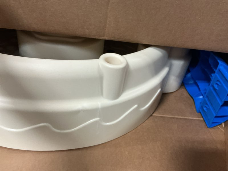 Condition photo showing Good Condition for little tikes spiralin' seas waterpark