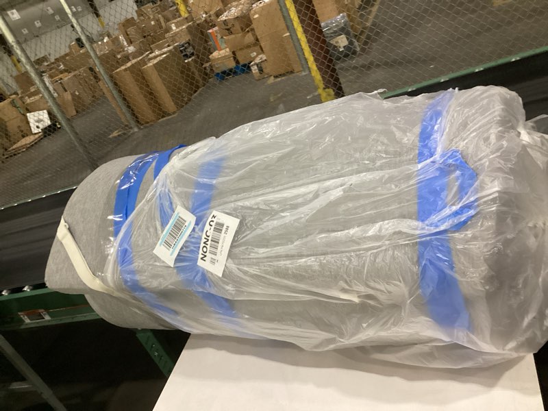 Condition photo showing Good Condition for mattress topper 
