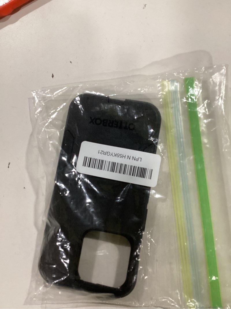 OtterBox iPhone 17 Defender Pro Series Case - Black