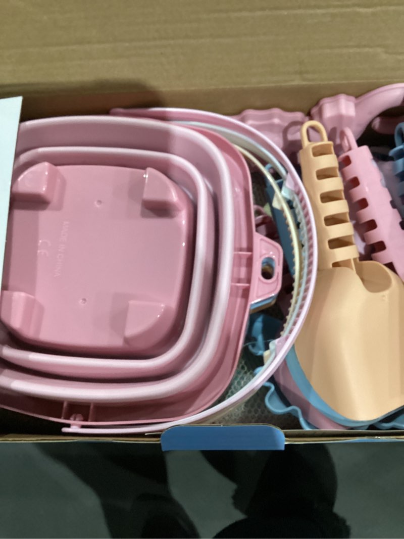 Condition photo showing Good Condition for Dreamon Beach Toys Set for Kids 3-10, Collapsible Sand Buckets with Beach Molds and Mesh Bag, 3 Pack Shovels Set Sand Toys for Beach, Sandbox Travel Toys for Toddlers Kids Pink/Orange/Blue