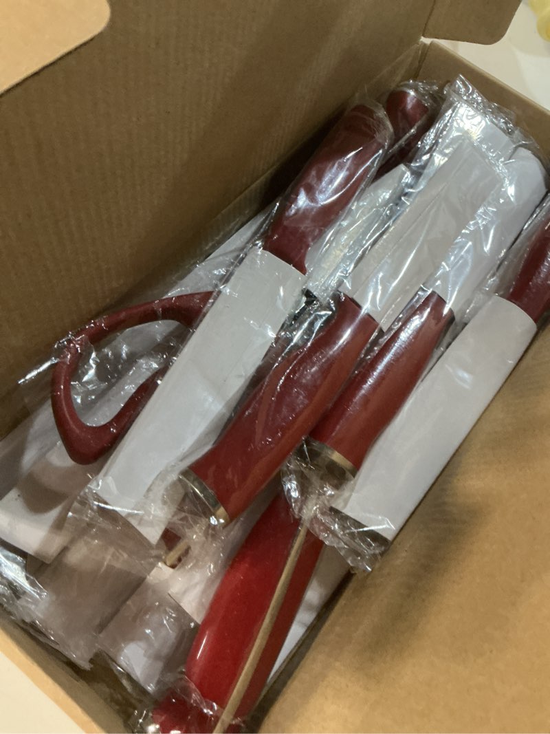 Condition photo showing New/Like New for Emojoy 15-Piece Kitchen Knife Set with Wooden Block, German Stainless Steel Sharp Chef Knife Set, Dishwasher Safe and Rust Proof (Red) 15 Pieces Red