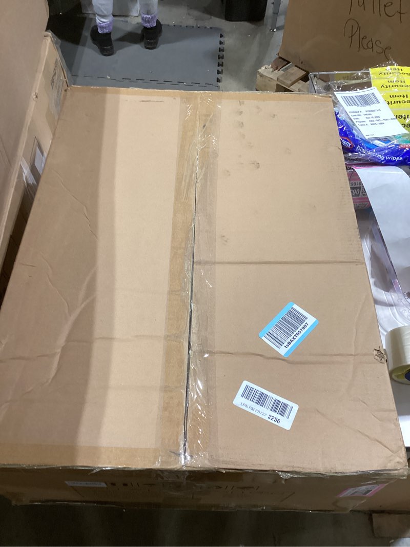 Condition photo showing Good Condition for XXXL Extra Large Stainless Steel Litter Box, 28" L x 20" W x 14" H Super Large Stainless Steel Litte