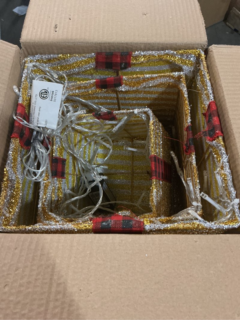 Condition photo showing Good Condition for Sunnyglade 10"-8"-6" Set of 3 Christmas Lighted Gift Boxes Decoration Boxes with Plug, Bows, Artificial Pine Leaves and Pine Cones for Christmas, Weddings Yard Home Holiday Art Decoration