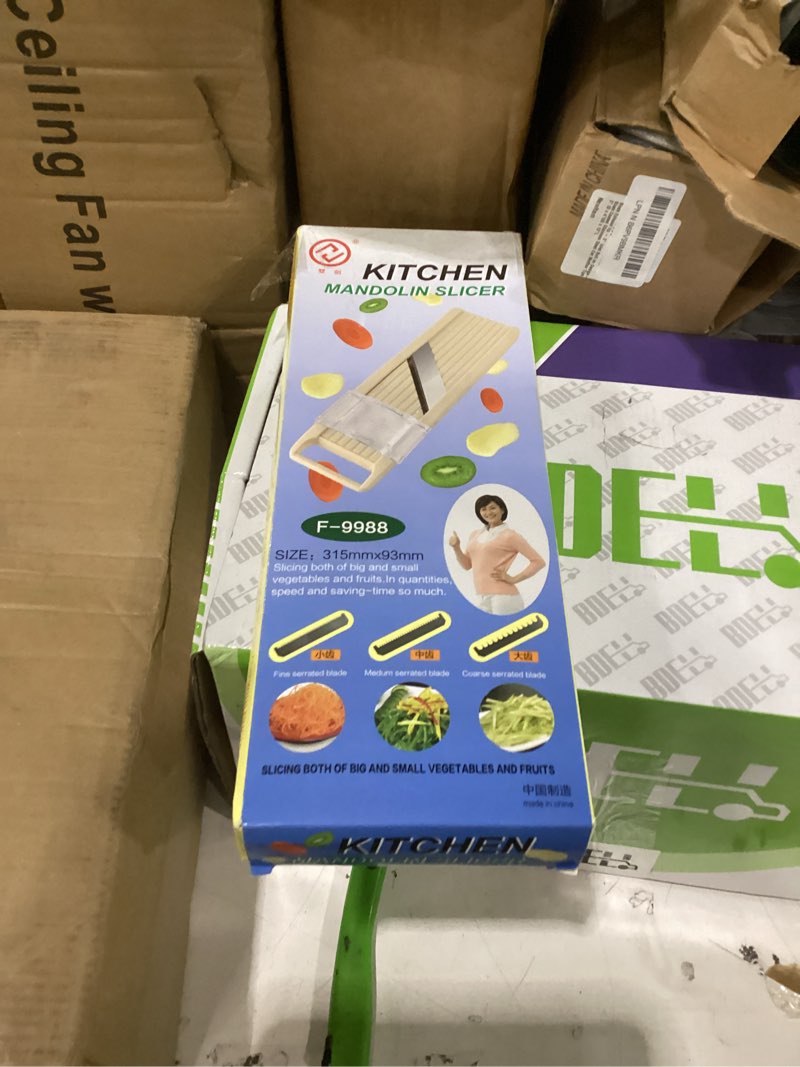 Condition photo showing Good Condition for handheld mandoline - japanese style slicer for vegetables, cabbage, cucumber & carrots