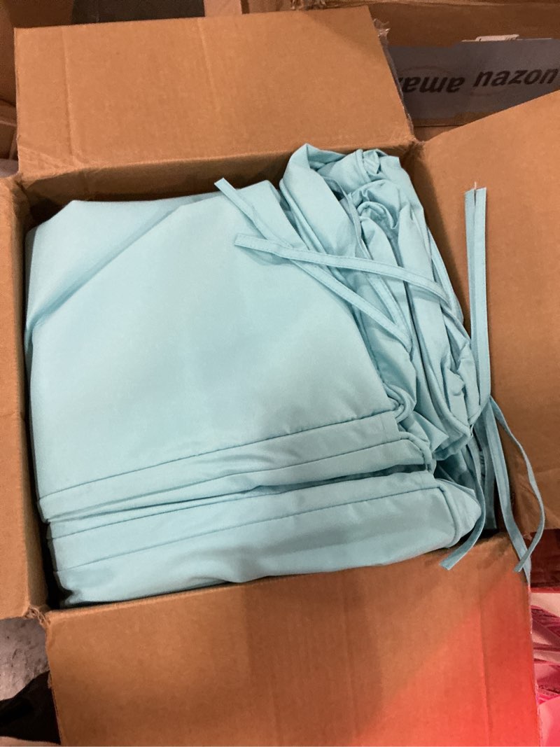 Condition photo showing Good Condition for 72 x 21 inch outdoor chaise lounge cushions set of 2 - removable cover, 4-section design, water-repellent & fade-resistant, 6 tie straps, replacement for patio & pool chairs - light blue light blue 72''x21'' | 2 pack