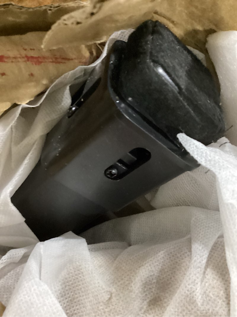 Condition photo showing Good Condition for for 2026 Kia Sportage Cargo Cover - Tesmirror Rear Cargo Cover Privacy Retractable Rear Storage Cargo Cover Security Shield Shade for 2023 2024 2025 2026 kia sportage Accessories Leather