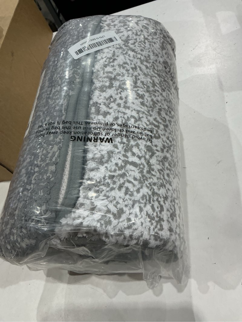 Condition photo showing Good Condition for olanly bathroom rugs sets 3 piece, soft absorbent microfiber bath mats and u-shaped contour toilet rug, plush shaggy bath mat set for bathroom (36"x24"+24"x16"+24"x20", grey) 36" x 24" + 24" x 16" + u24" x 20" grey