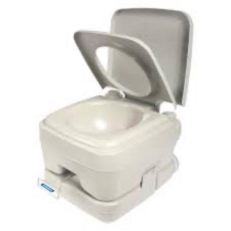 Plastic portable commode