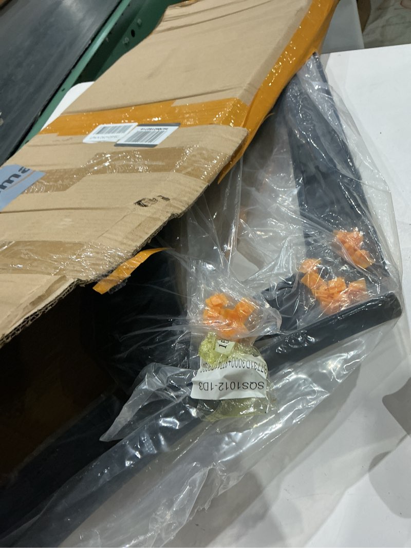 Condition photo showing Good Condition for rear driver wheel fender flare door lower molding with clips for hyundai | for hyundai tucson 2016-2021