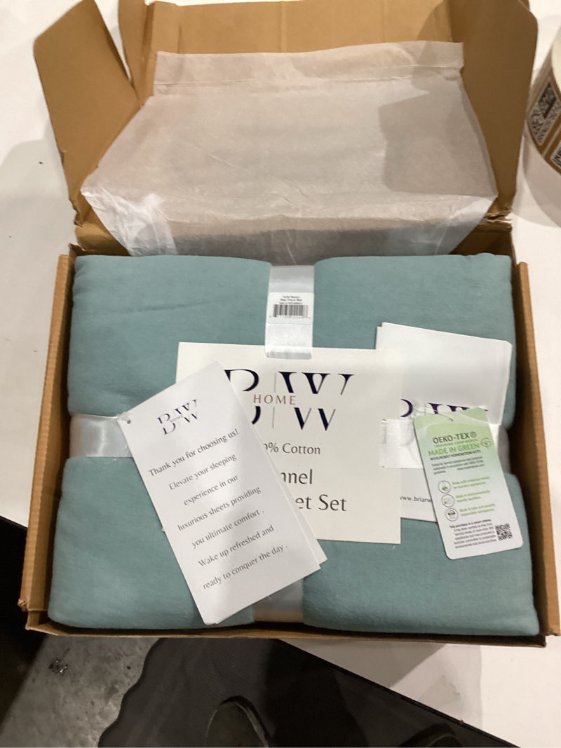 Briarwood Home® Flannel Sheet Set, 100% Organic Cotton, Six-Fold Brushed, Super Soft, Warm, Cozy, De