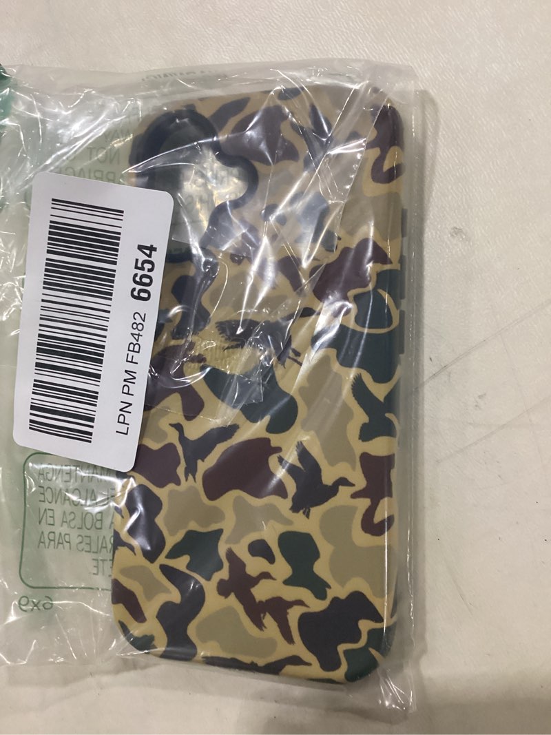 Condition photo showing Good Condition for Generic Case Compatible with iPhone 16,Camo Camouflage Duck Phone Case for Men Girls Boy Kids Women,Dual-Layer Hard Shell Silicone Cover Shockproof Protective Case for iPhone 16 Camo Camouflage Duck for iPhone 16