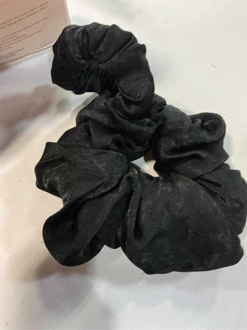 Condition photo showing Good Condition for Heatless Curling Scrunchie, Heatless Hair Curler to Sleep In, No Heat Curls for Long Hair, Soft Sleep Hair Roller (Black)