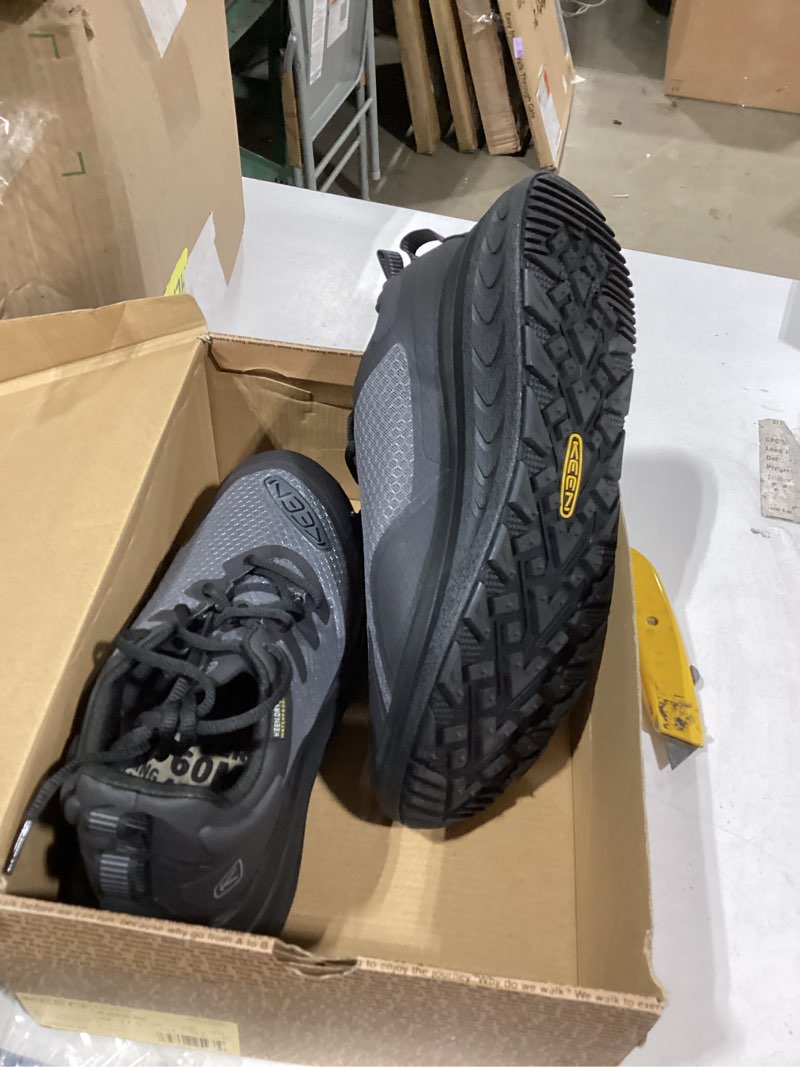 Condition photo showing Good Condition for keen mens wk400 performance waterproof walking 9 black/black
