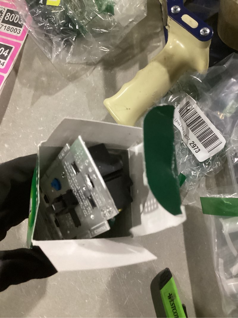 Condition photo showing Good Condition for Lutron Ariadni/Toggler LED+ Dimmer Switch for Dimmable LED, Halogen and Incandescent Bulbs, 150 Watt, Single-Pole or 3-Way, AYCL-153P-BL, Black Black 1 Pack