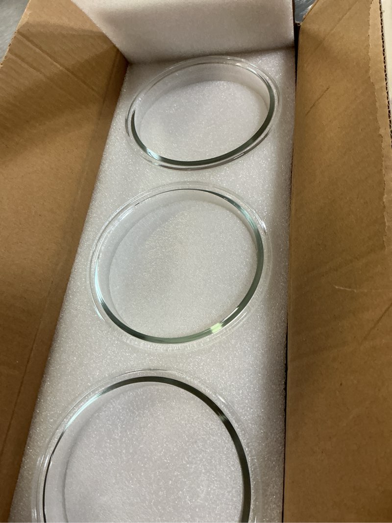 Condition photo showing New/Like New for lawfery elevated cat bowls, 15° tilted cat food bowl, includes 3 glass bowls, bamboo board, and metal stand for cats and puppies