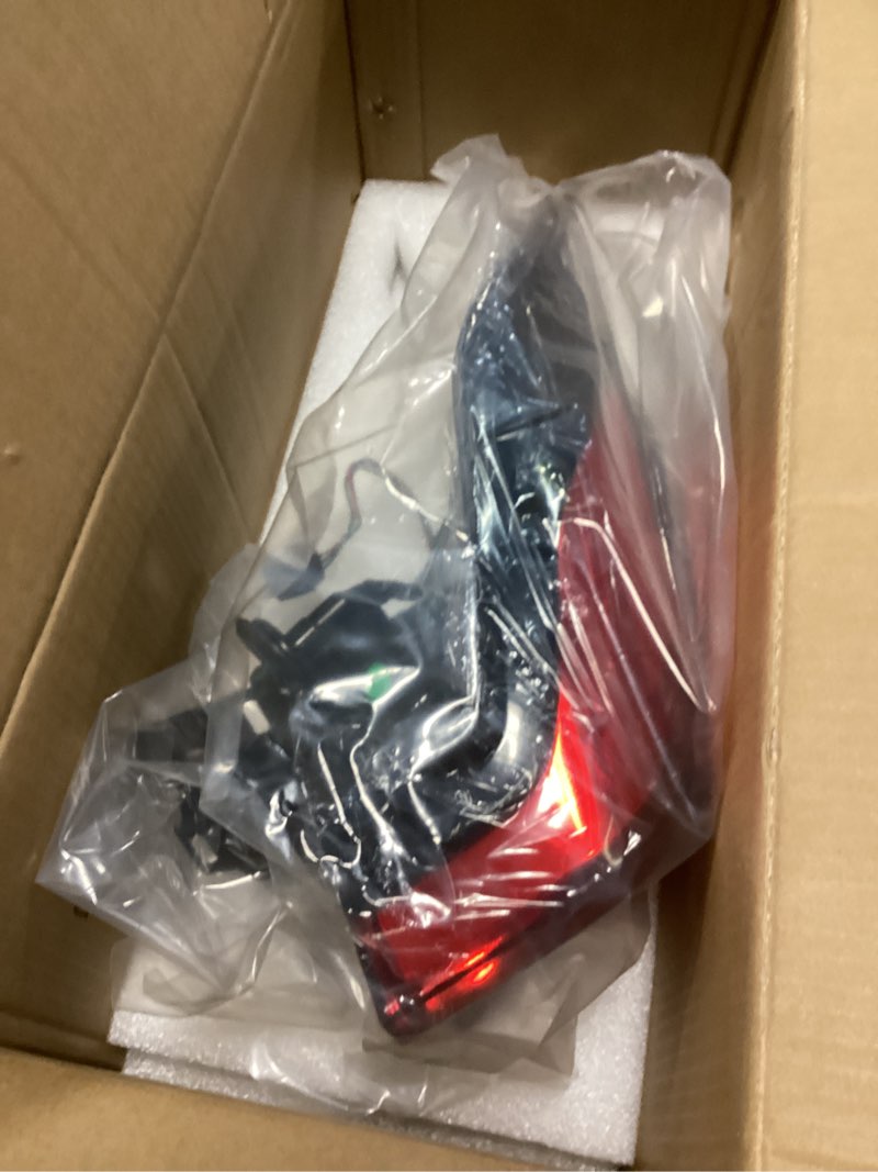 Condition photo showing Good Condition for WFLNHB Right Side Tail Light Assembly Replacement for Toyota RAV4 2019 2020 Passenger Side Rear Tail Light Lamp TO2805148 815500R090